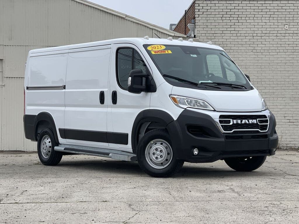 2023 RAM ProMaster 2500 136 Low Roof Cargo Van FWD