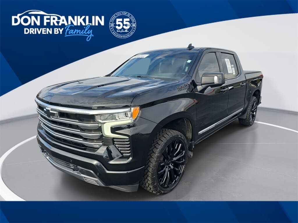 2023 Chevrolet Silverado 1500 High Country Crew Cab 4WD