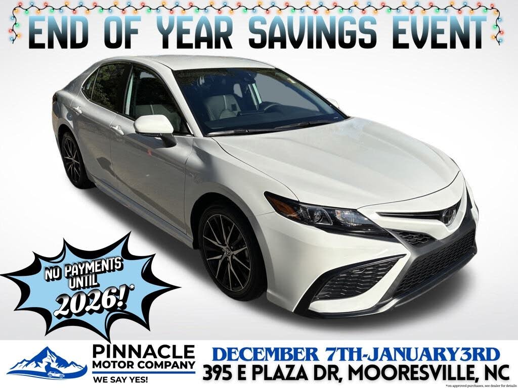 2024 Toyota Camry SE FWD