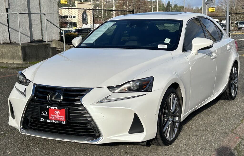 2019 Lexus IS 300 RWD