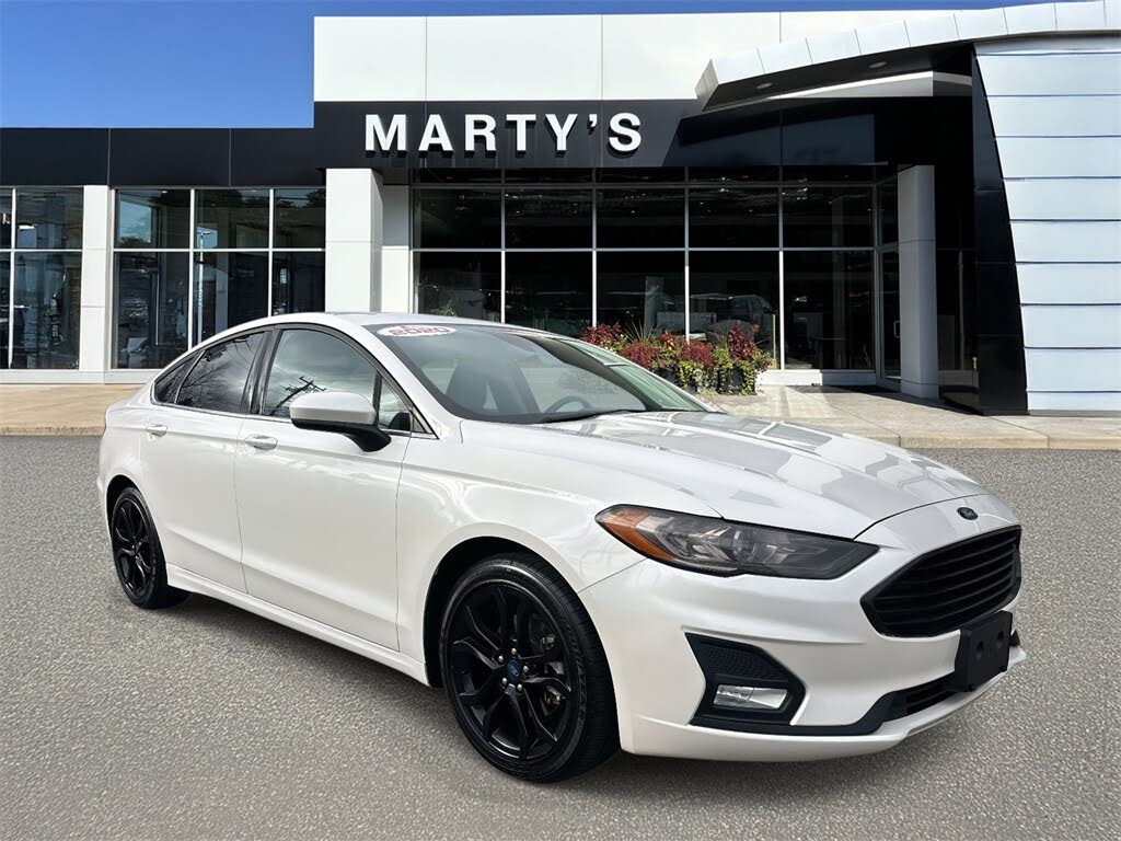 2020 Ford Fusion SE FWD