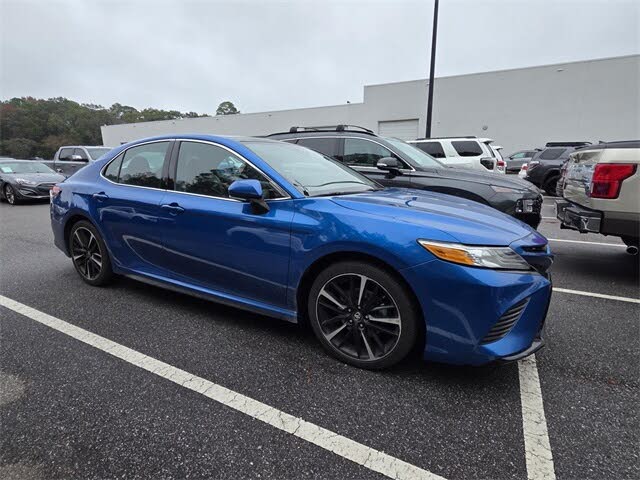 2020 Toyota Camry XSE FWD