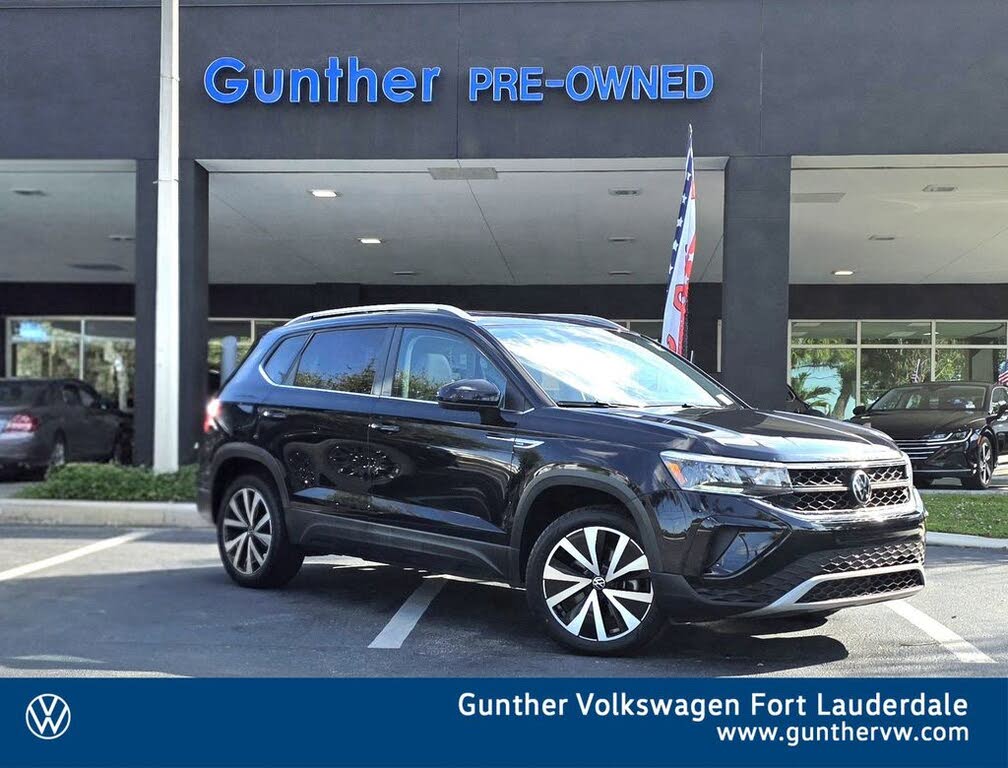 2022 Volkswagen Taos SE FWD