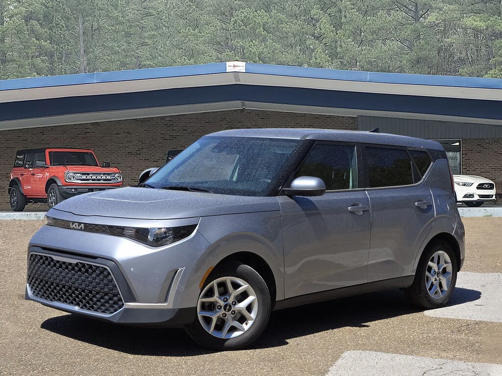 2023 Kia Soul LX FWD