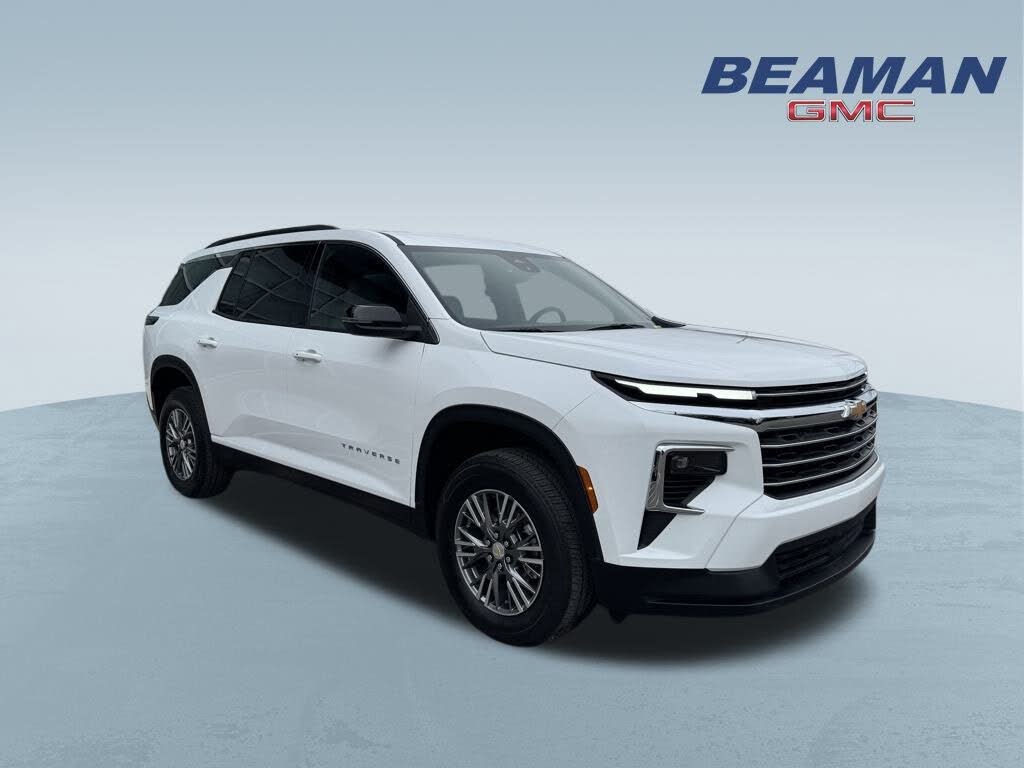2025 Chevrolet Traverse LT FWD