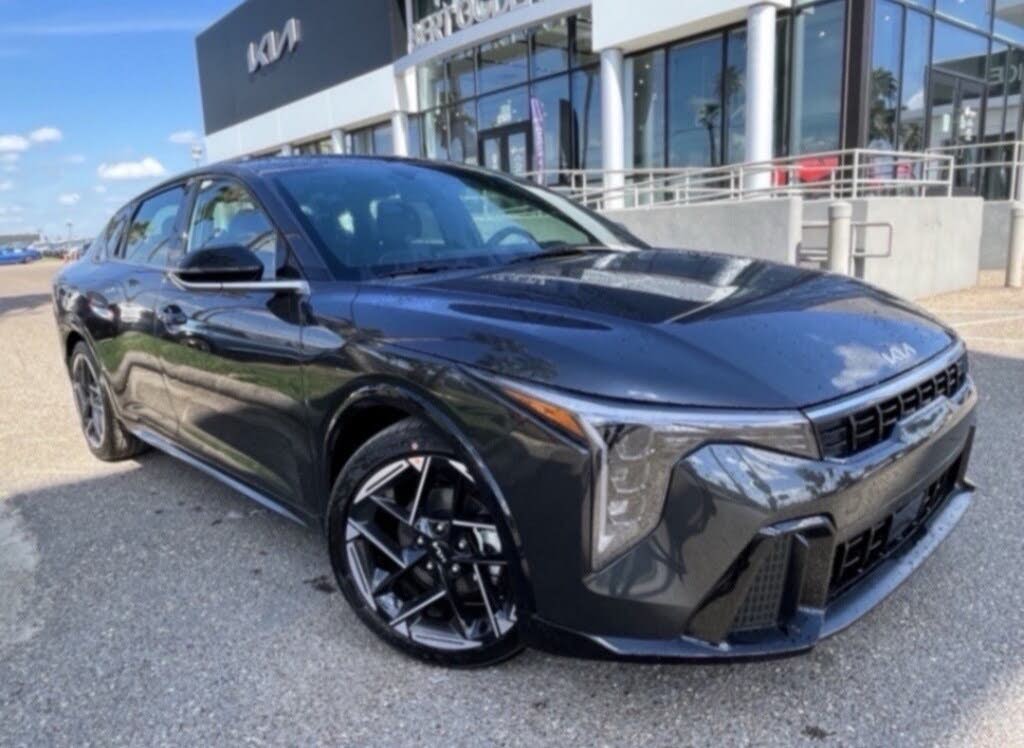 2025 Kia K4 GT-Line FWD