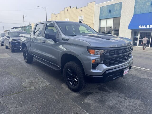 2026 Chevrolet Silverado 1500 Custom Trail Boss Crew Cab 4WD