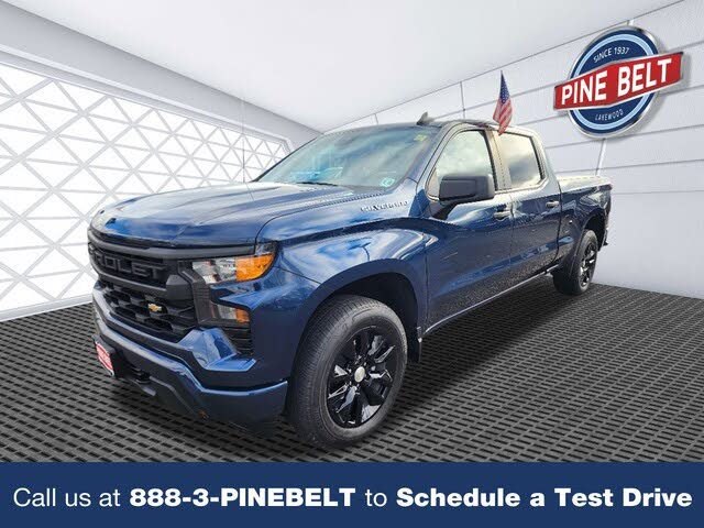 2023 Chevrolet Silverado 1500 Custom Crew Cab 4WD