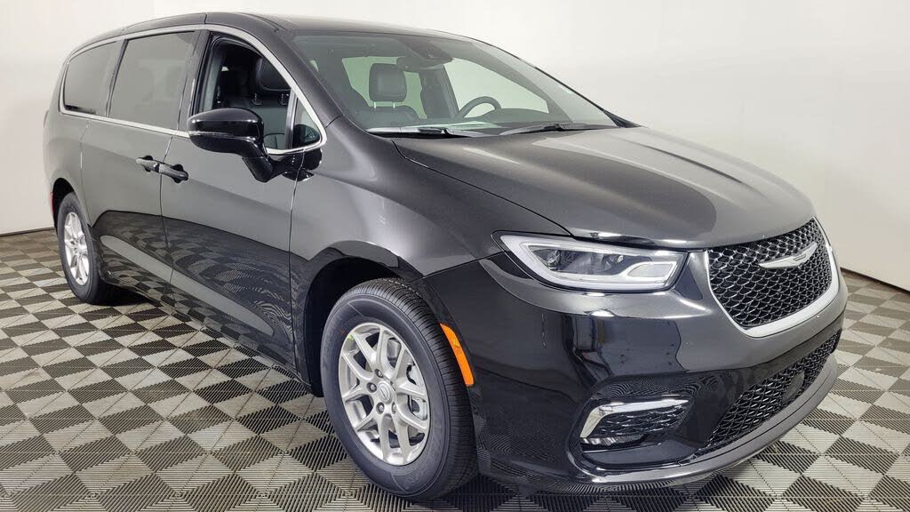 2026 Chrysler Pacifica Select FWD