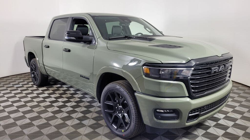 2026 RAM 1500 Laramie Crew Cab 4WD