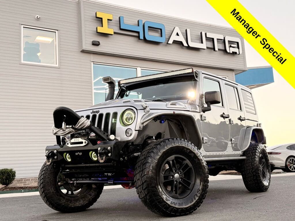 2017 Jeep Wrangler Unlimited Sahara 4WD