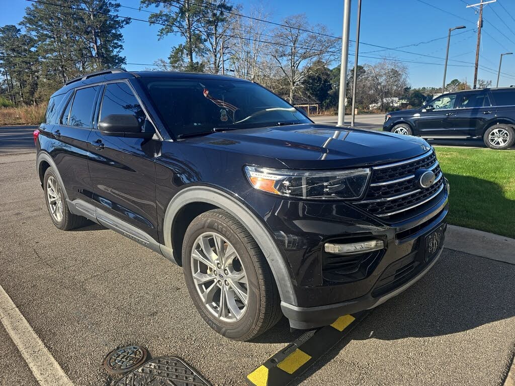 2020 Ford Explorer XLT RWD