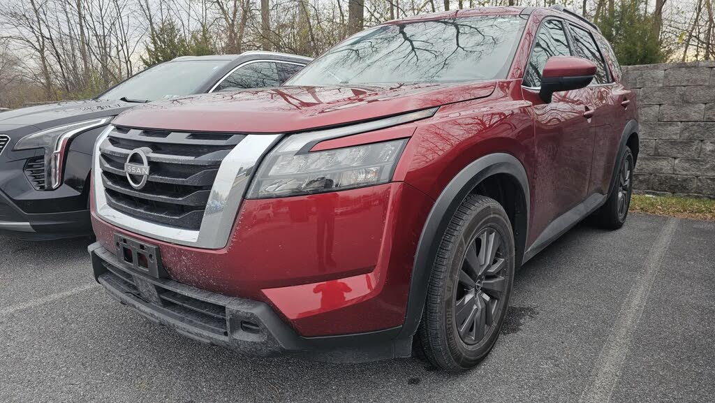 2024 Nissan Pathfinder SV 4WD