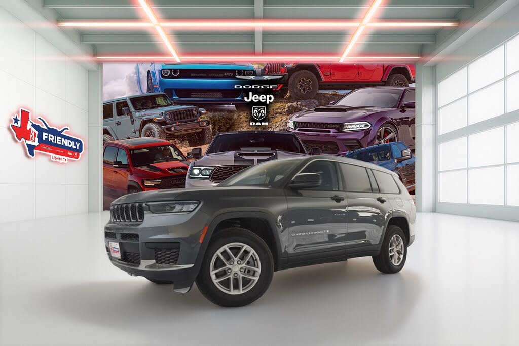2025 Jeep Grand Cherokee L Laredo RWD