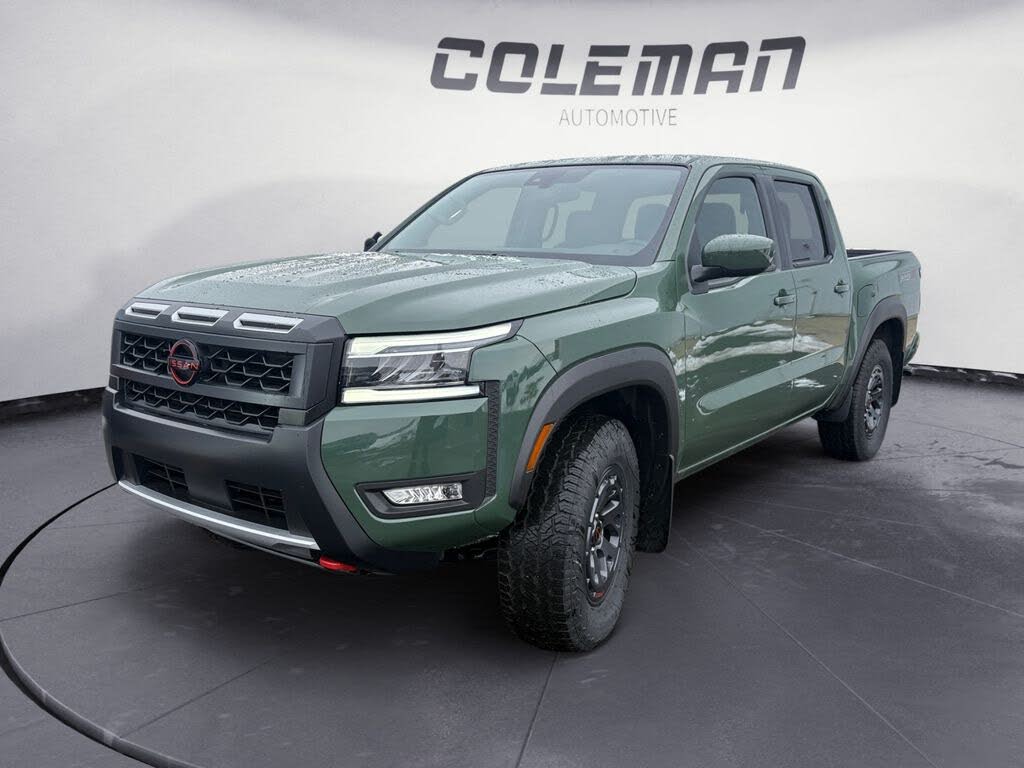 2025 Nissan Frontier PRO-4X Crew Cab 4WD