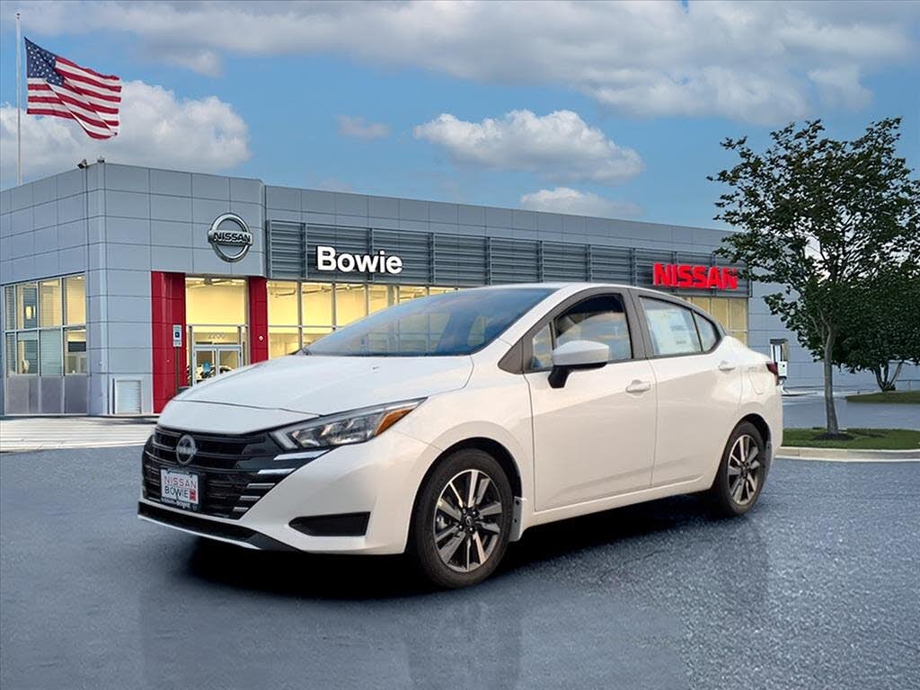 2025 Nissan Versa SV FWD