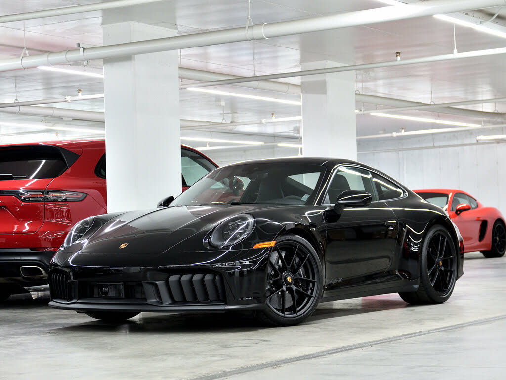 2025 Porsche 911 Carrera GTS Coupe RWD