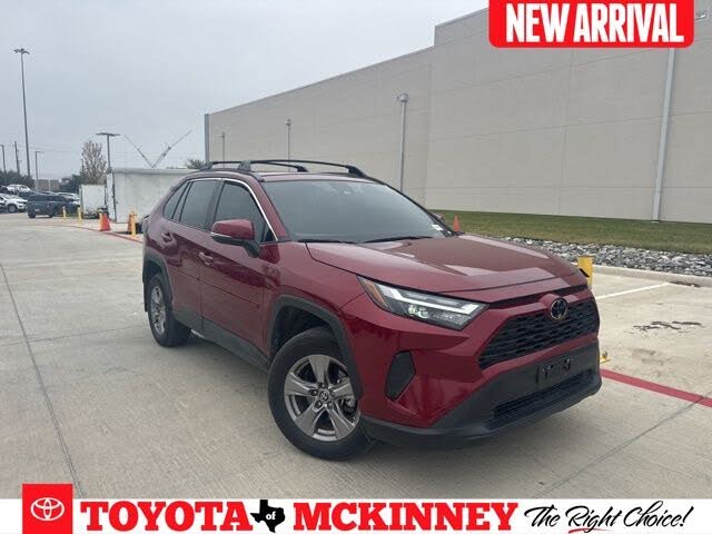 2024 Toyota RAV4 XLE FWD