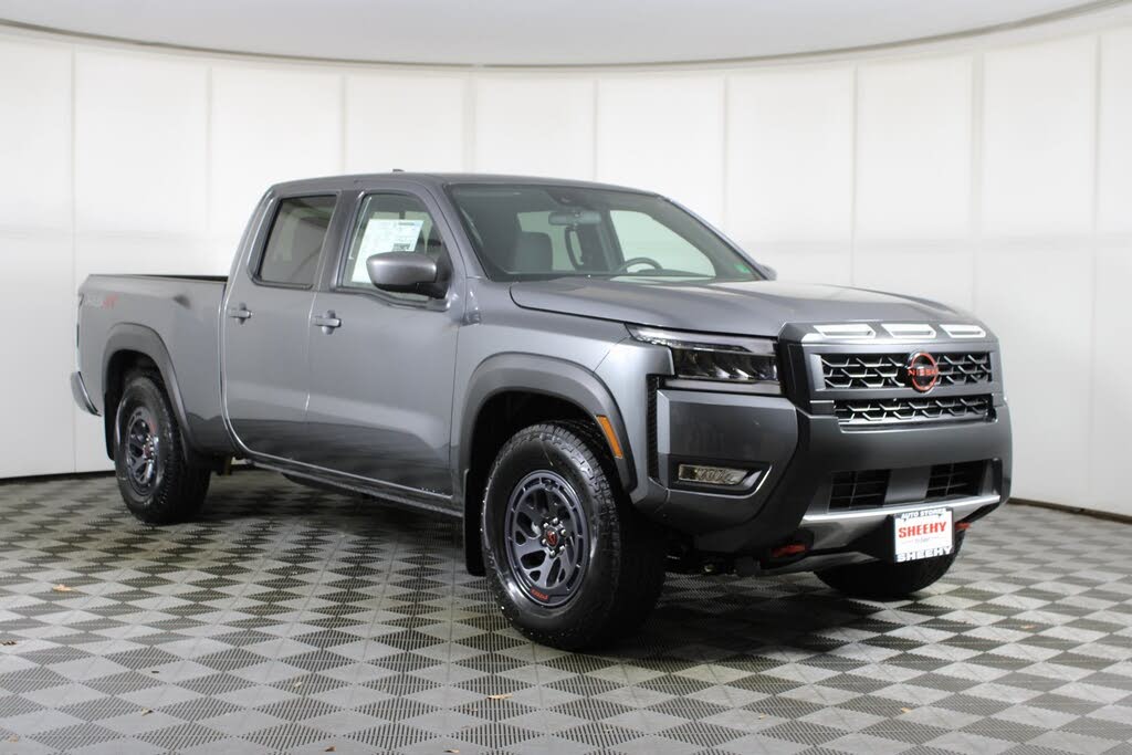 2025 Nissan Frontier PRO-4X Crew Cab LB 4WD