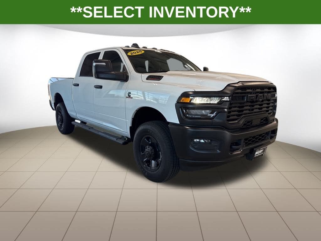 2025 RAM 3500 Tradesman Crew Cab 4WD