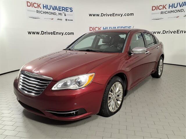 2012 Chrysler 200 Limited Sedan FWD