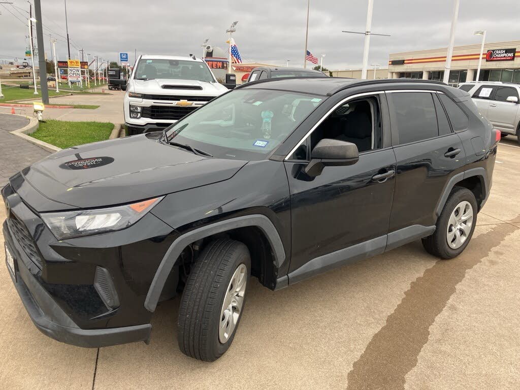 2021 Toyota RAV4 LE FWD