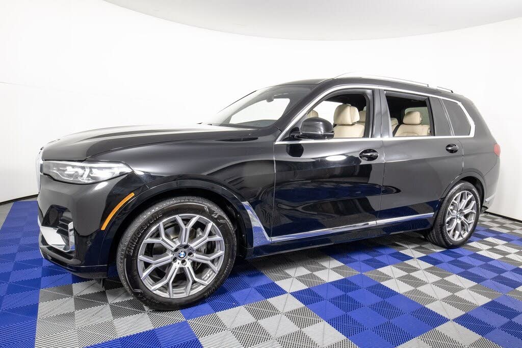 2022 BMW X7 xDrive40i AWD