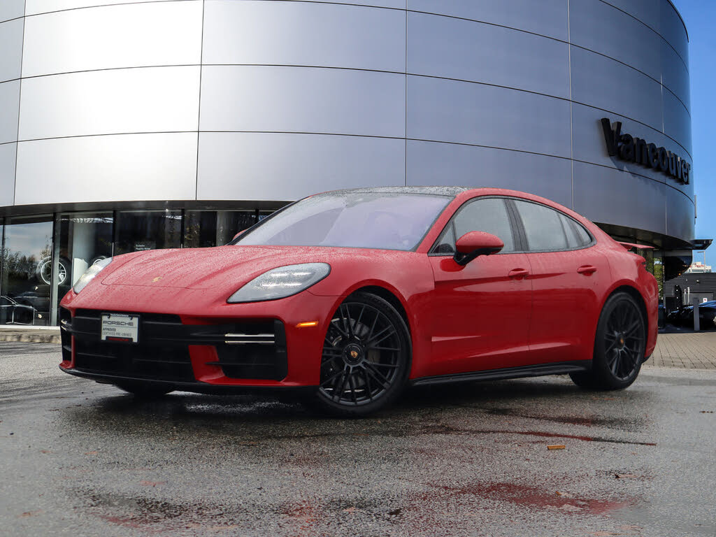 2025 Porsche Panamera GTS AWD
