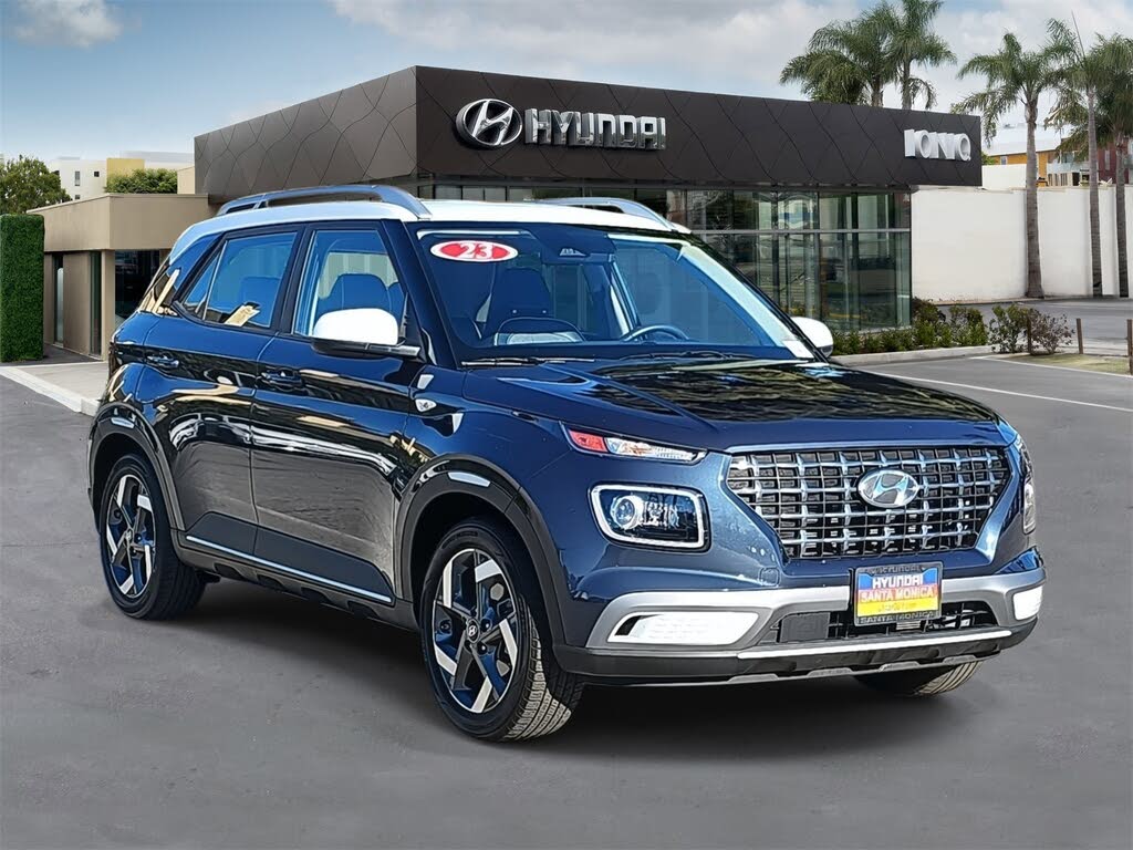 2023 Hyundai Venue Limited FWD