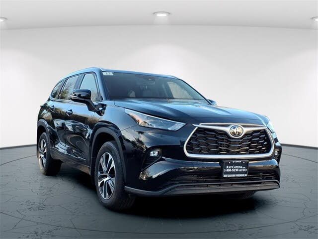 2023 Toyota Highlander XLE AWD