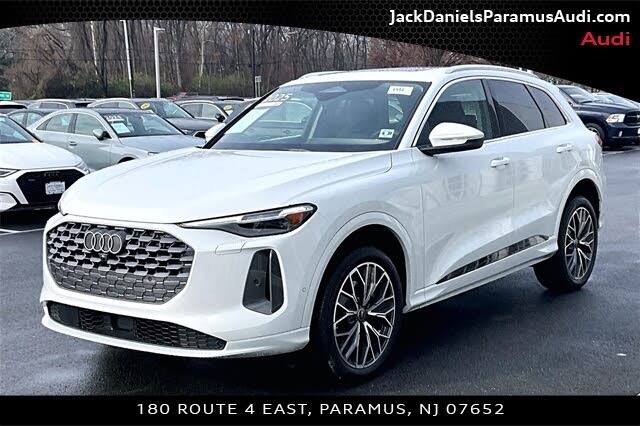 2025 Audi Q5 quattro Premium Plus 40 TFSI