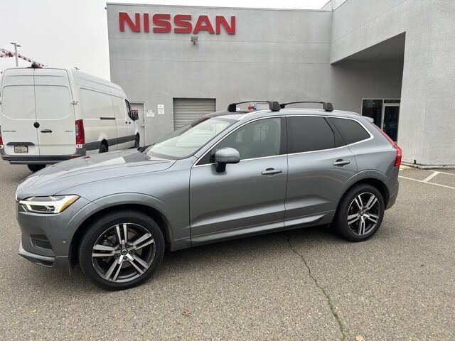 2018 Volvo XC60 T6 Momentum AWD