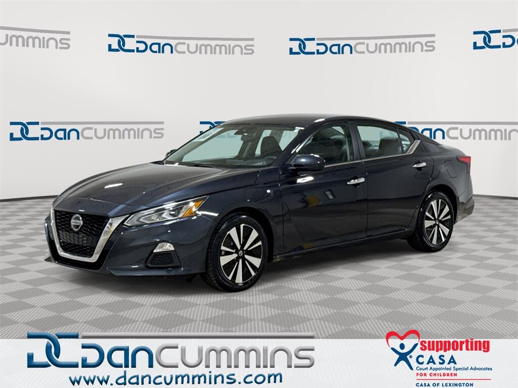 2022 Nissan Altima 2.5 SV FWD