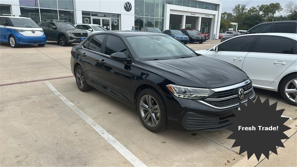 2022 Volkswagen Jetta 1.5T SE FWD