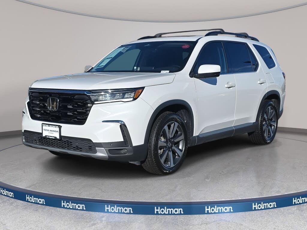 2023 Honda Pilot Touring AWD