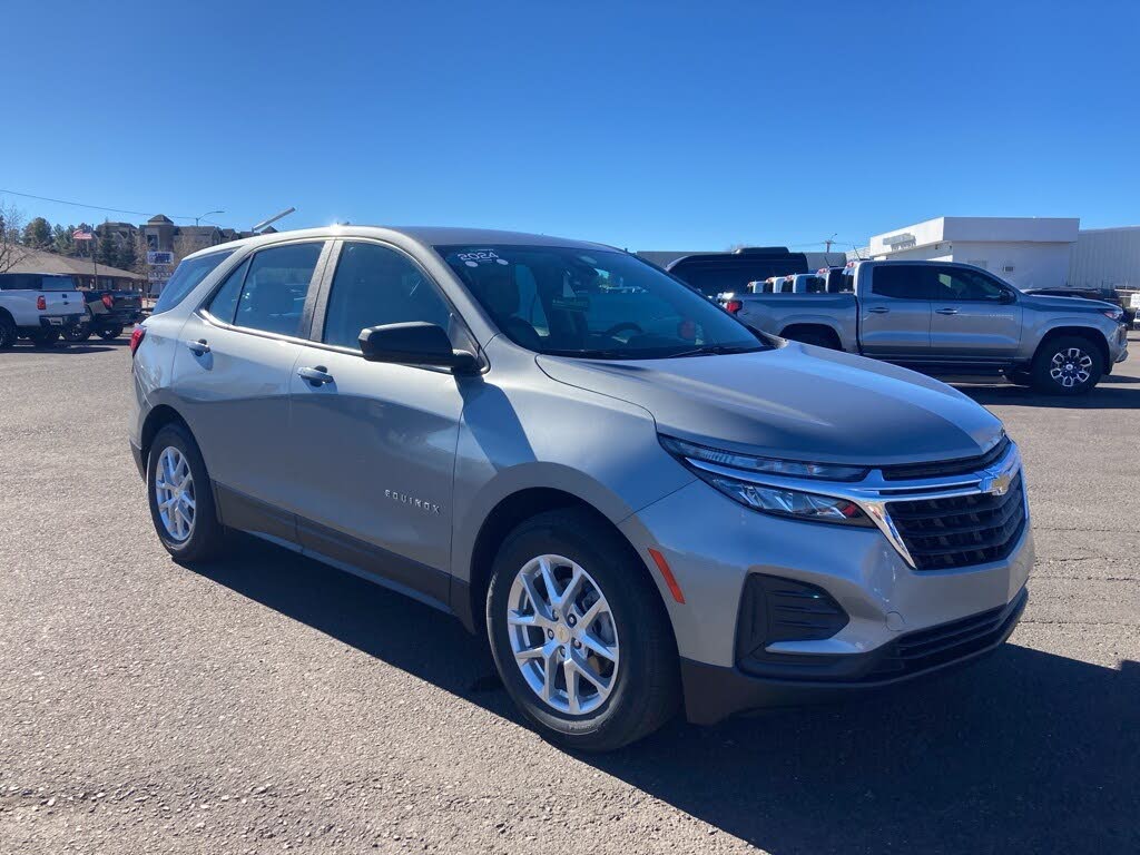 2024 Chevrolet Equinox LS FWD with 1LS