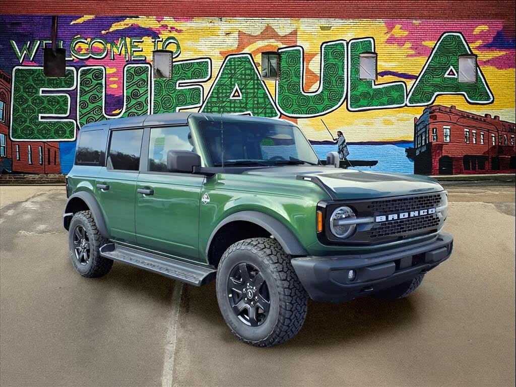 2025 Ford Bronco Outer Banks 4-Door 4WD