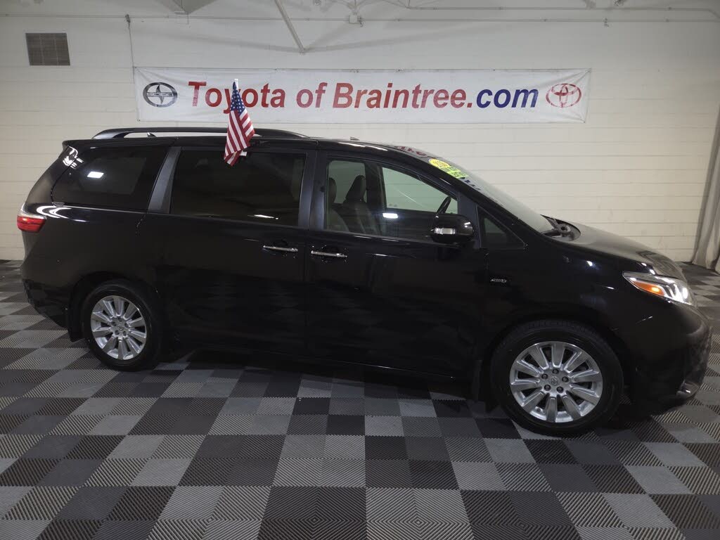 2016 Toyota Sienna Limited Premium 7-Passenger