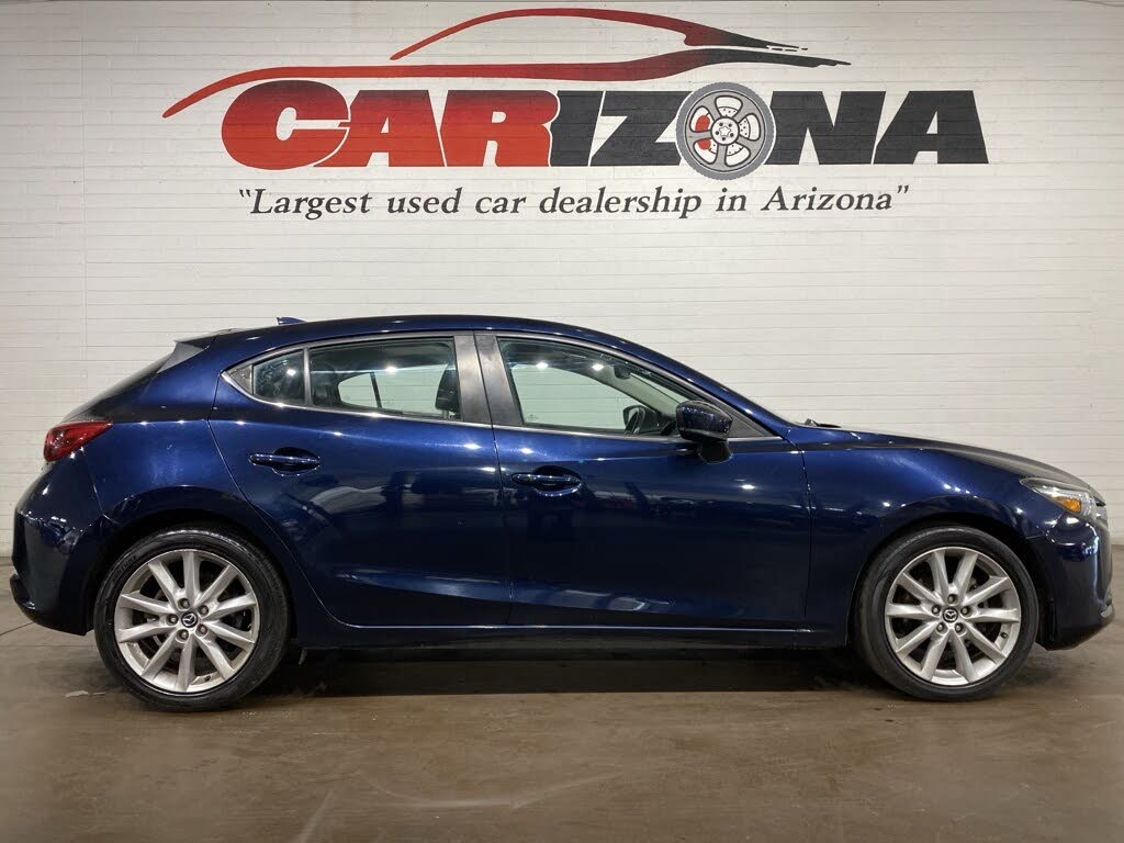 2017 Mazda MAZDA3 Grand Touring Hatchback