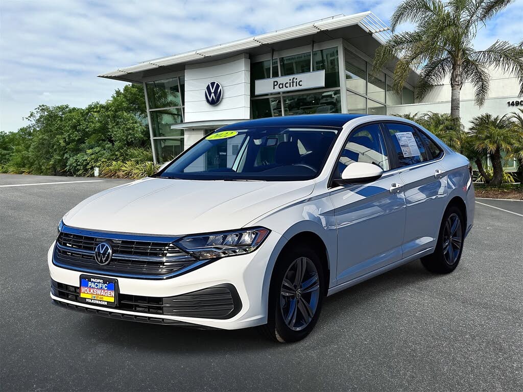 2022 Volkswagen Jetta 1.5T SE FWD