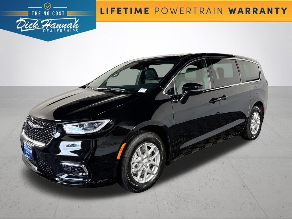 2026 Chrysler Pacifica Select FWD