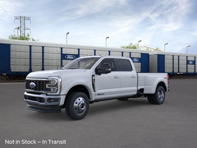 2026 Ford F-450 Super Duty Lariat Crew Cab LB DRW 4WD