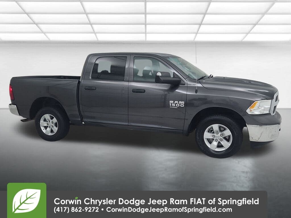 2023 RAM 1500 Classic SLT Crew Cab 4WD