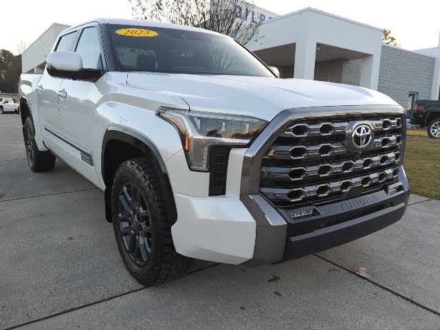 2025 Toyota Tundra Platinum CrewMax Cab 4WD