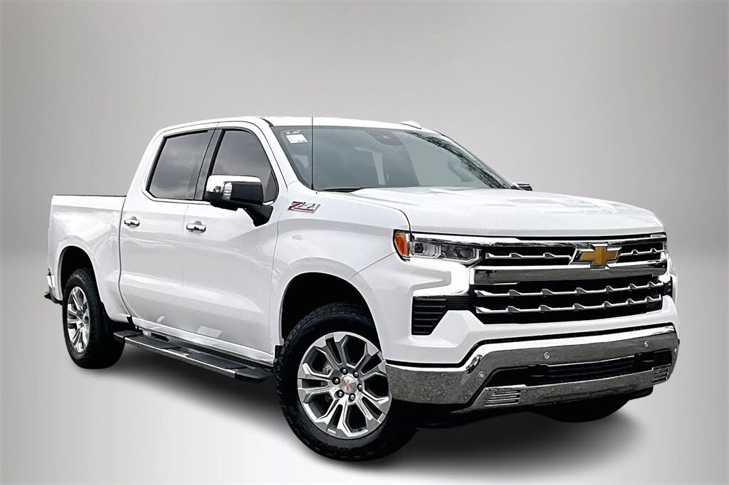 2026 Chevrolet Silverado 1500 LTZ Crew Cab 4WD