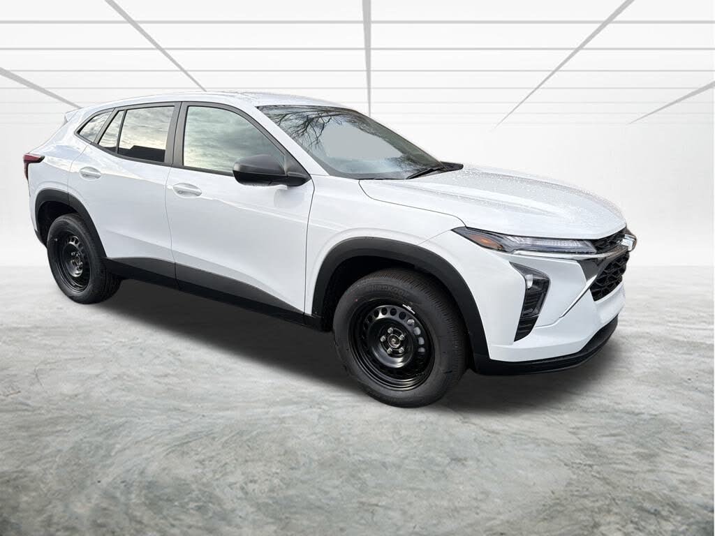 2026 Chevrolet Trax LS FWD