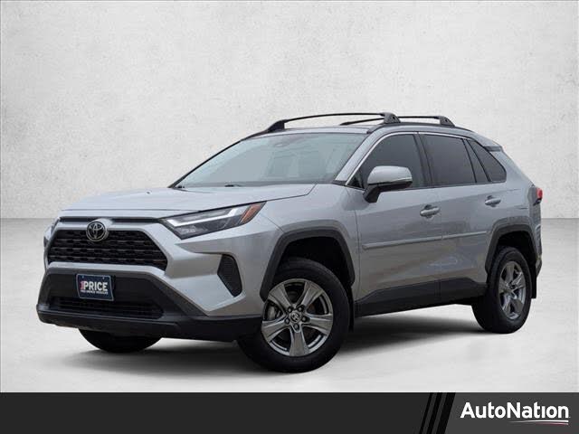 2024 Toyota RAV4 XLE FWD