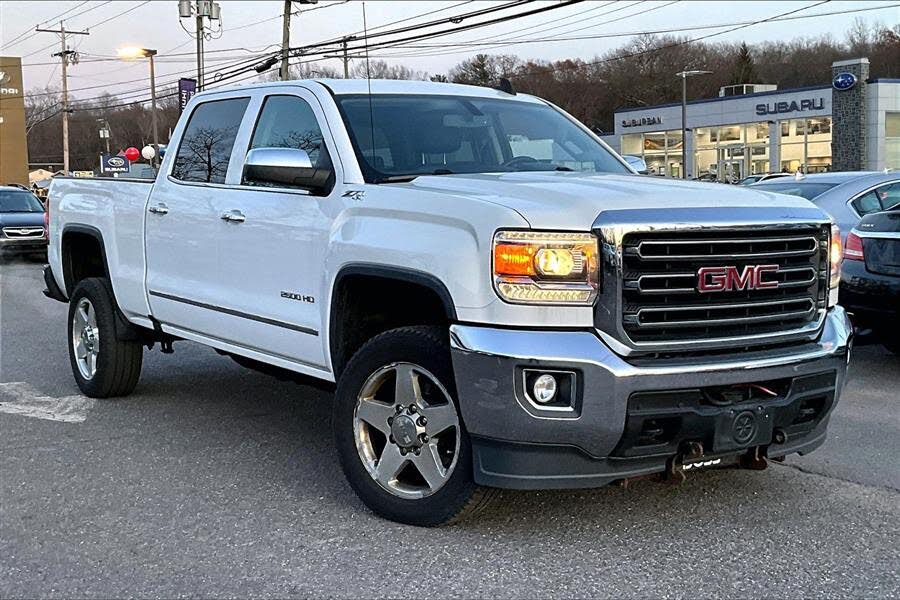 2015 GMC Sierra 2500HD SLT Crew Cab SB 4WD