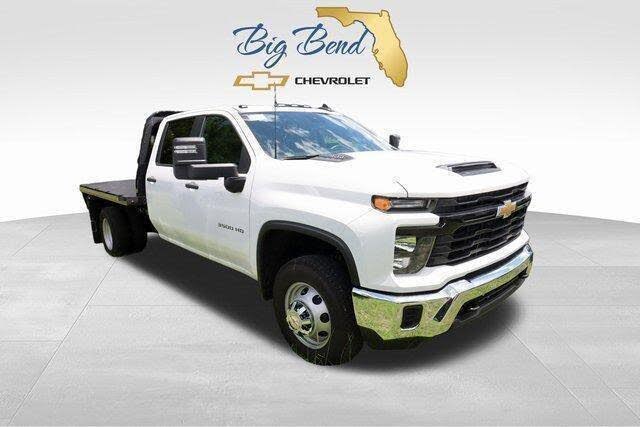2025 Chevrolet Silverado 3500HD Chassis Work Truck Crew Cab 4WD