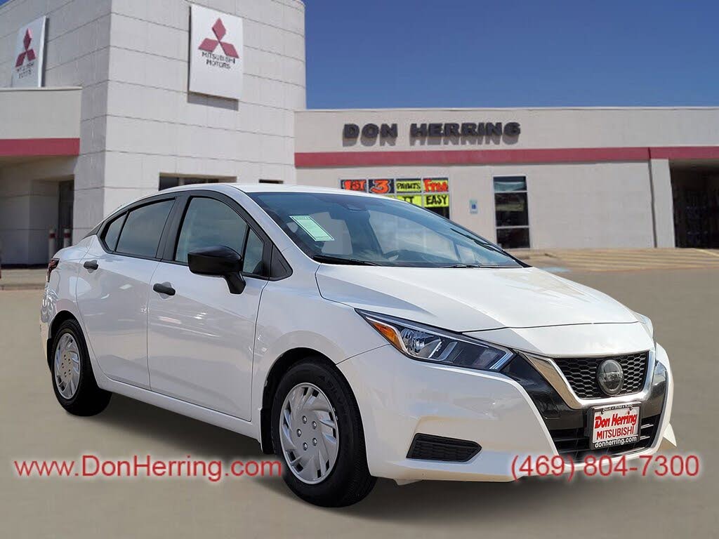 2020 Nissan Versa S FWD